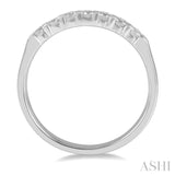 1/3 Ctw 7 Stone Round Cut Diamond Wedding Band in 14K White Gold