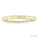 1 Ctw Flush Set Round Cut Diamond Fashion Bangle in 14K Yellow Gold