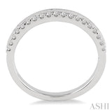 1/4 Ctw Round Cut Diamond Wedding Band in 14K White Gold