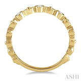 1/5 Ctw Lattice Marquise & Circular Mount Round Cut Diamond Stackable Band in 14K Yellow Gold