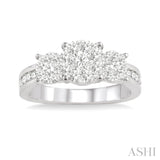 Rings .  Diamond Engagement
