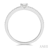 1/6 Ctw Petite Baguette Center Round Cut Diamond Stackable Ring in 14K White Gold