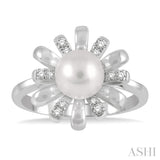 Pearl & Diamond Ring